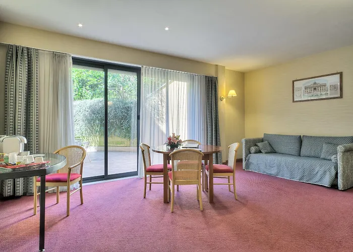 Petra Hotel 4*